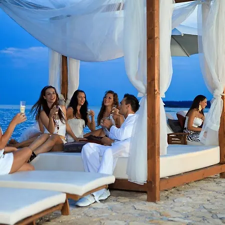 Pelegrin Plava Laguna (adults Only) Ουμάγκ