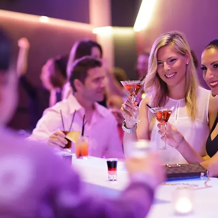 Ξενοδοχείο Pelegrin Plava Laguna (adults Only) 4*