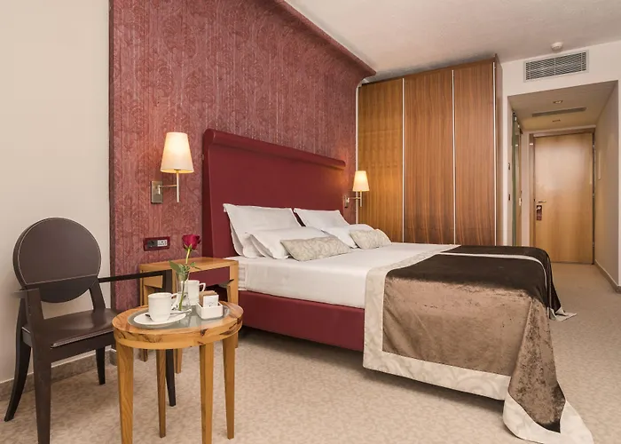 Hotel Pelegrin Plava Laguna (adults Only) 4*