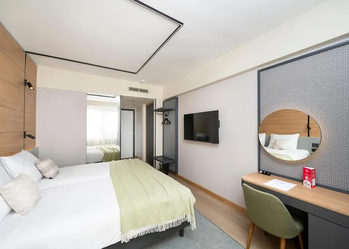 Отель Pelegrin Plava Laguna (adults Only) Умаг